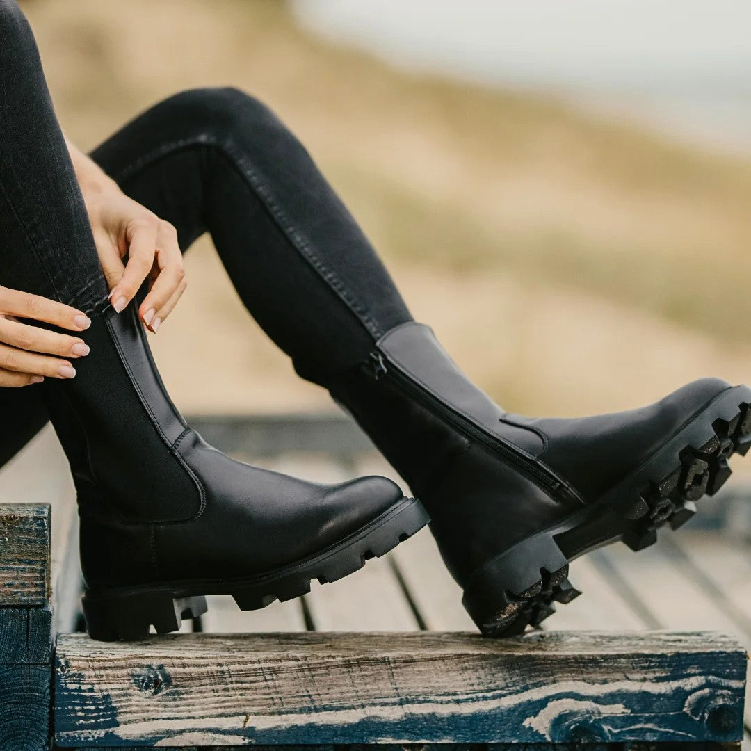 Kira Sustainable Chelsea Rebel Vegane Chelsea Boots in Schwarz – Ansicht 7