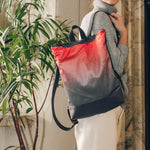 Muni Velvet Rucksack aus Samtstoff in Salmon mit wasserdichtem Polyesterboden