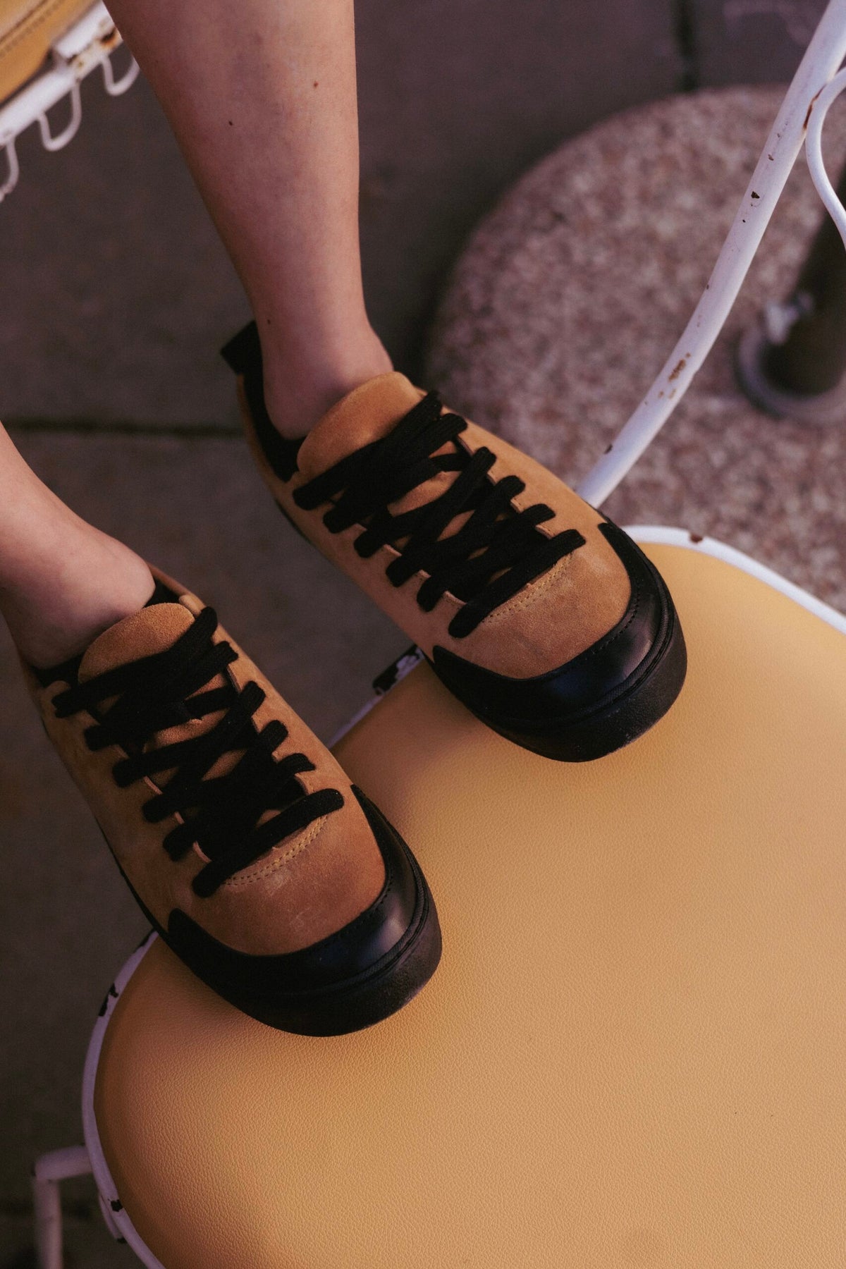 Omaking Forest Hills Veloursleder-Sneaker im Tennis-Look in Senfgelb