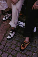 Omaking Forest Hills Veloursleder-Sneaker im Tennis-Look in Weiß
