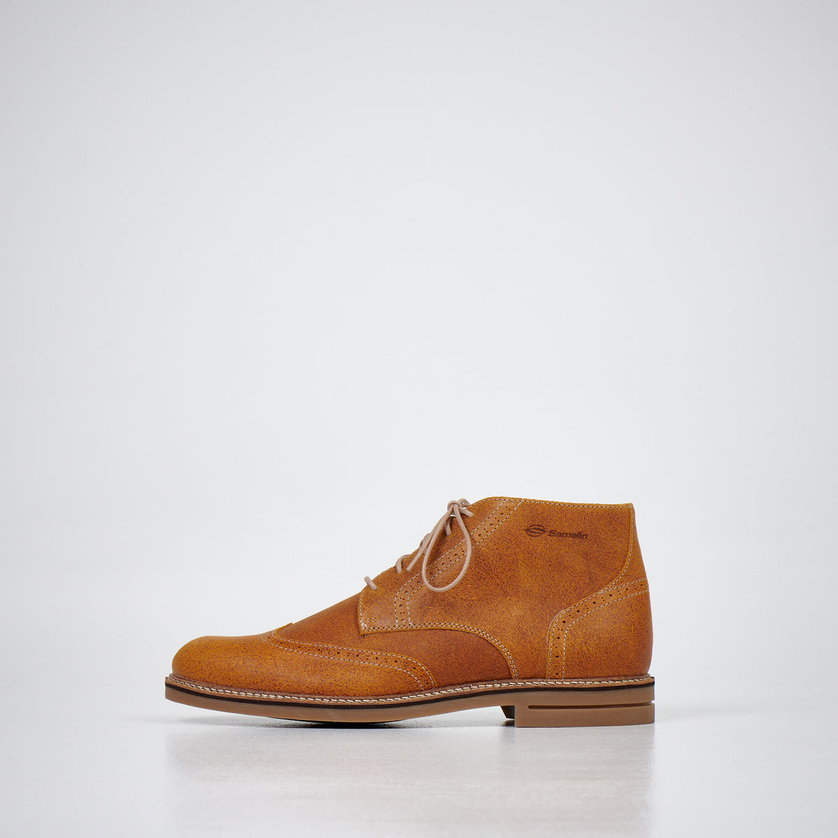 Samelin Samm Chukka Boots in Cognac aus wasserabweisendem Leder