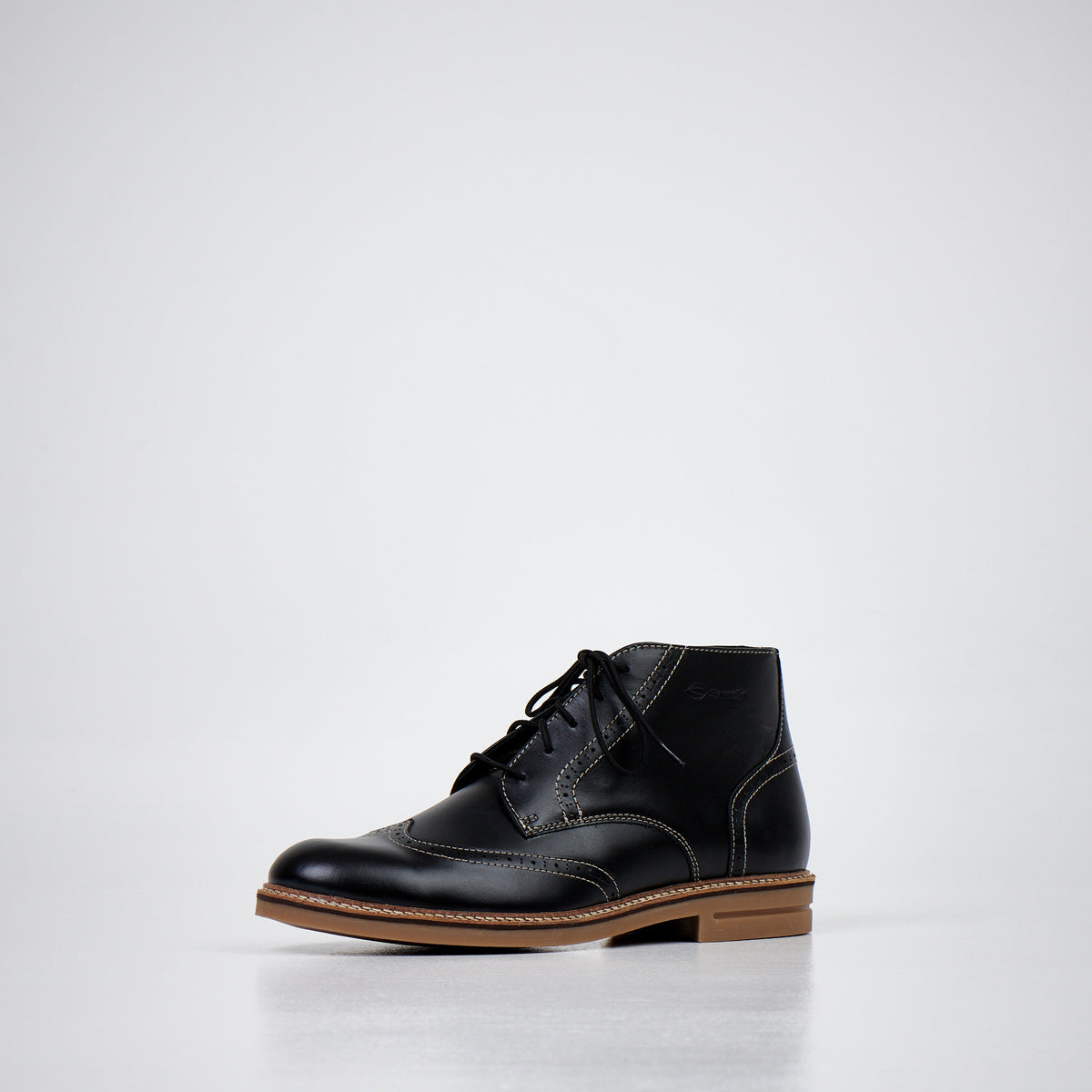 Samelin Samm Chukka Boots in Schwarz aus wasserabweisendem Leder