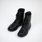 Samelin Alphabet City Winterstiefel in Schwarz mit Reißverschluss, beide Stiefel nebeneinander