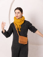 Toks Visoks Nico Clutch aus Premium-Naturleder in Caramel mit Magnetverschluss